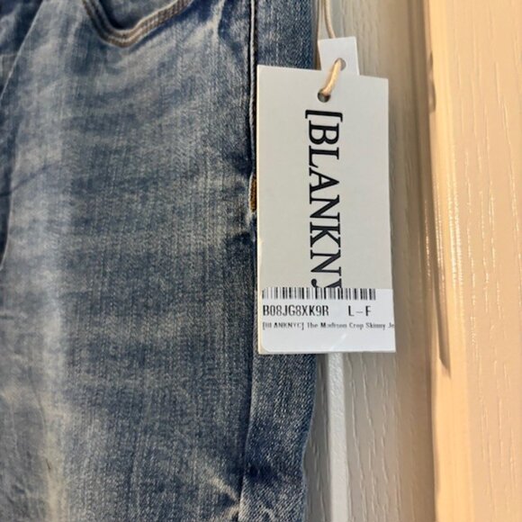 NWT BLANK NYC Sustainable Black The Madison Crop Basic Don't Be Slick - Size: 30 - Picture 9 of 10